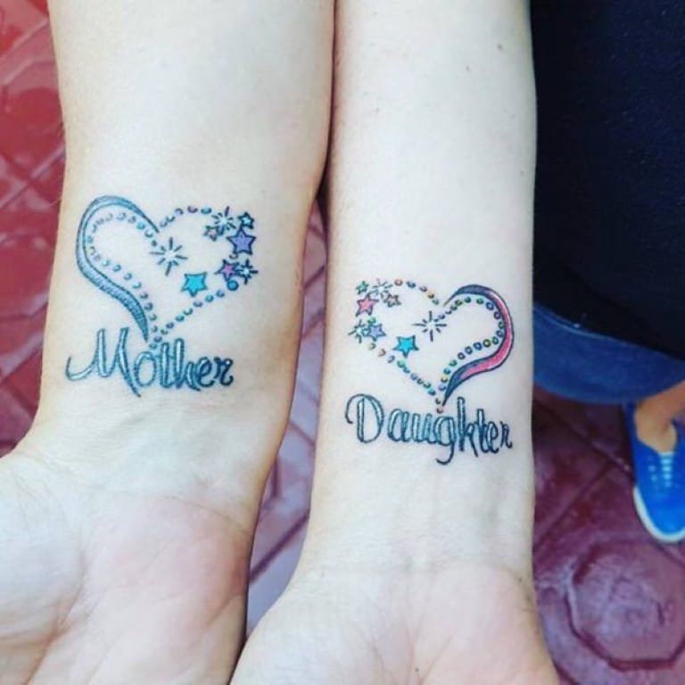 tatouage coeur maman et fille