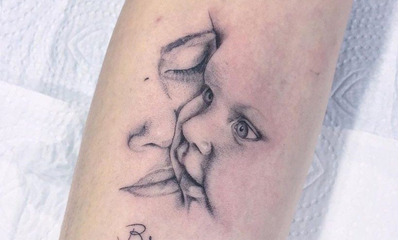 tatouage maternel photo enfant
