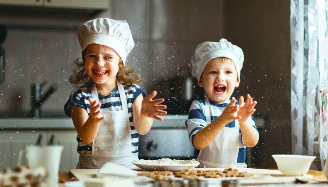 Faire des recettes avec des enfants de 3-4 ans