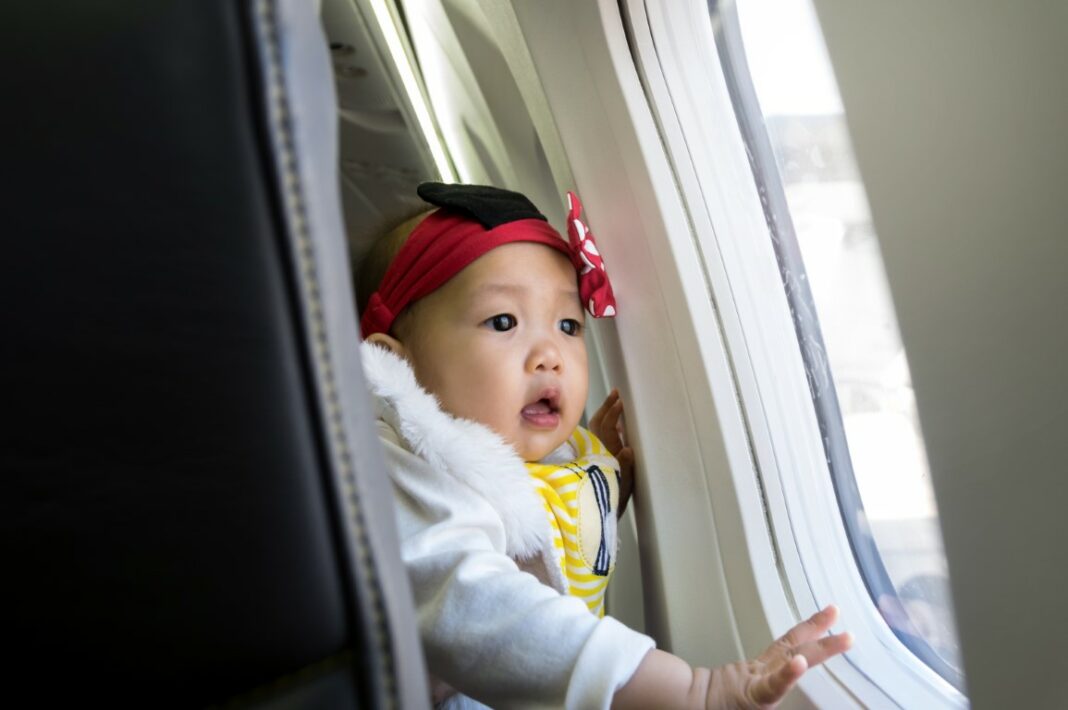 Prendre l'avion avec un tout-petit