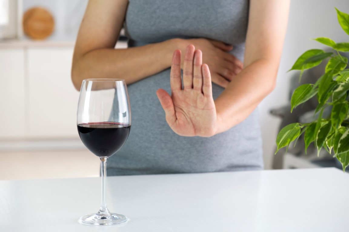 La femme enceinte doit éviter impérativement l'alcool